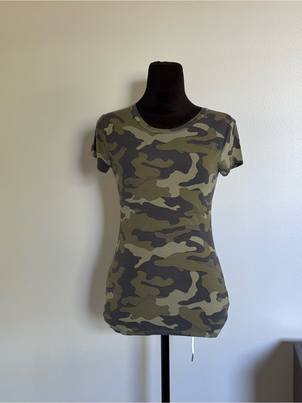 Express Olive Green Camo Short Sleeve Tee